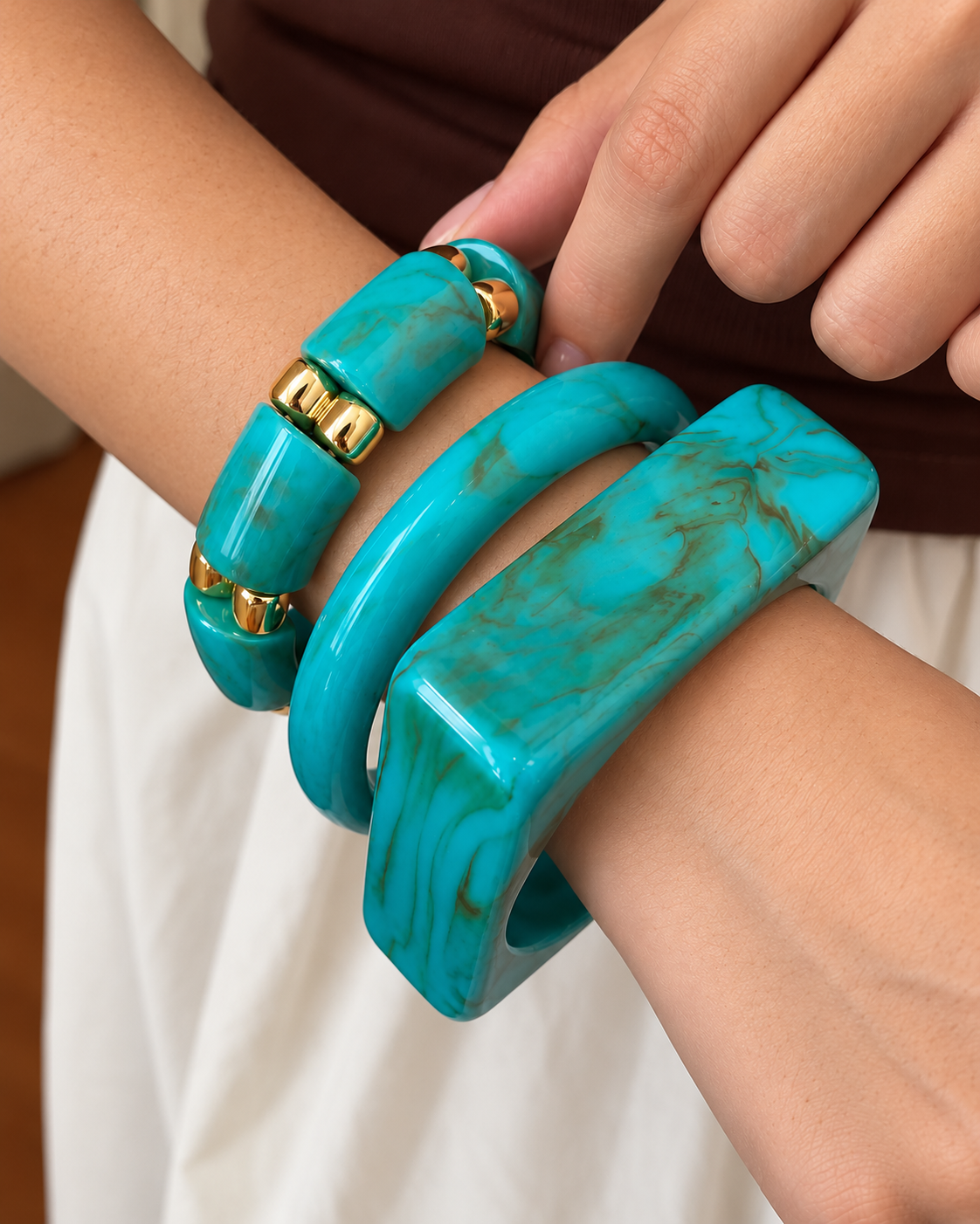 Turquoise Tales Handstack