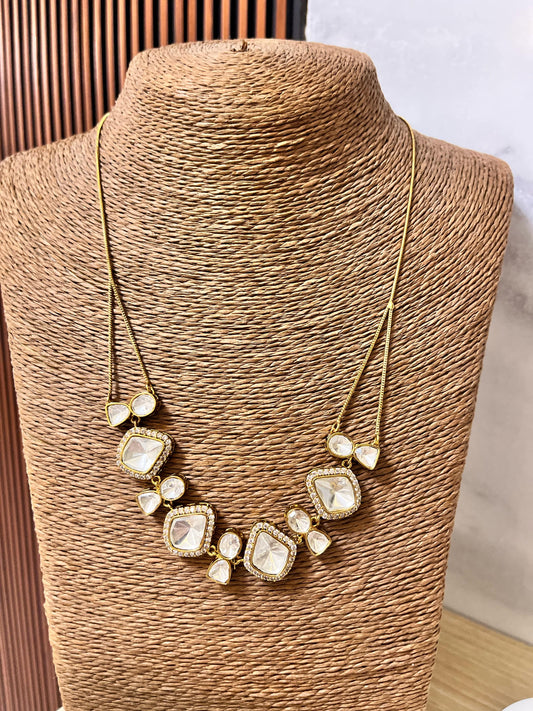 Amara Necklace with Earrings